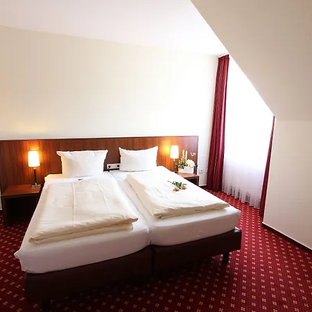 Akzent Hotel Jonathan Hotell 4*