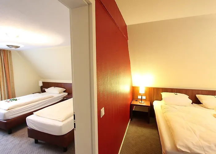 Akzent Jonathan Hotel 4*